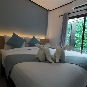 Jong's House- Island Ko Phi Phi